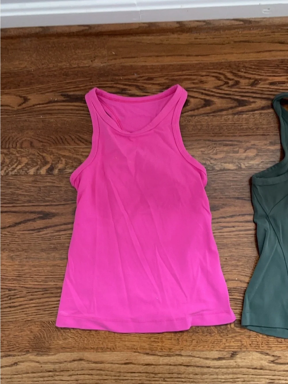 Lululemon Women’s Hot Pink Athletic Tank Top